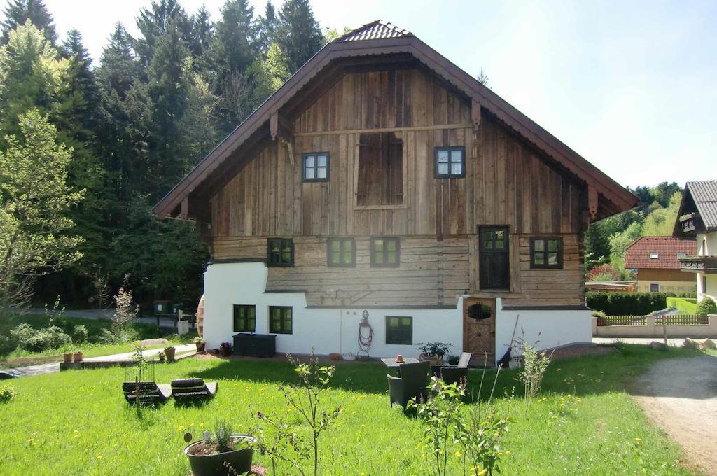 Heuholzmuehle Privatzimmer Elixhausen Buitenkant foto