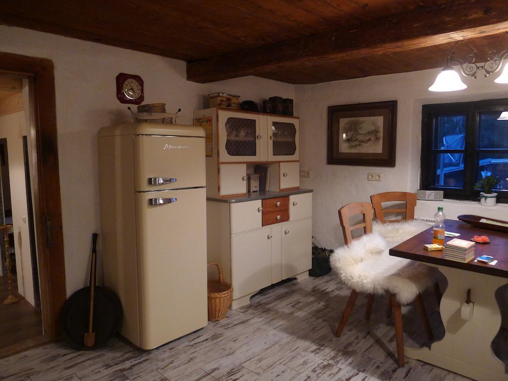 Heuholzmuehle Privatzimmer Elixhausen Buitenkant foto